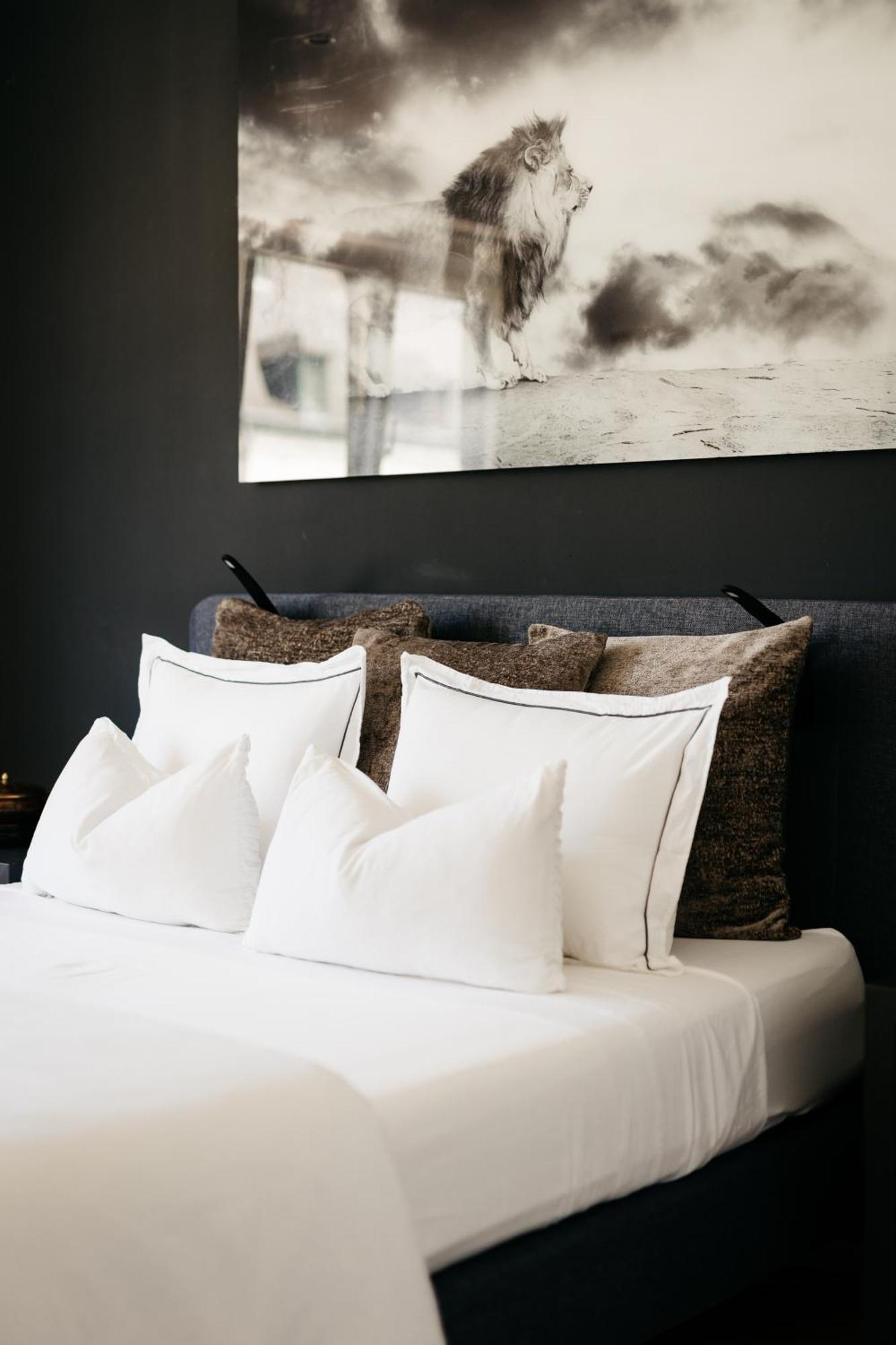 The Edgewater Suites - Park View Намюр Екстериор снимка