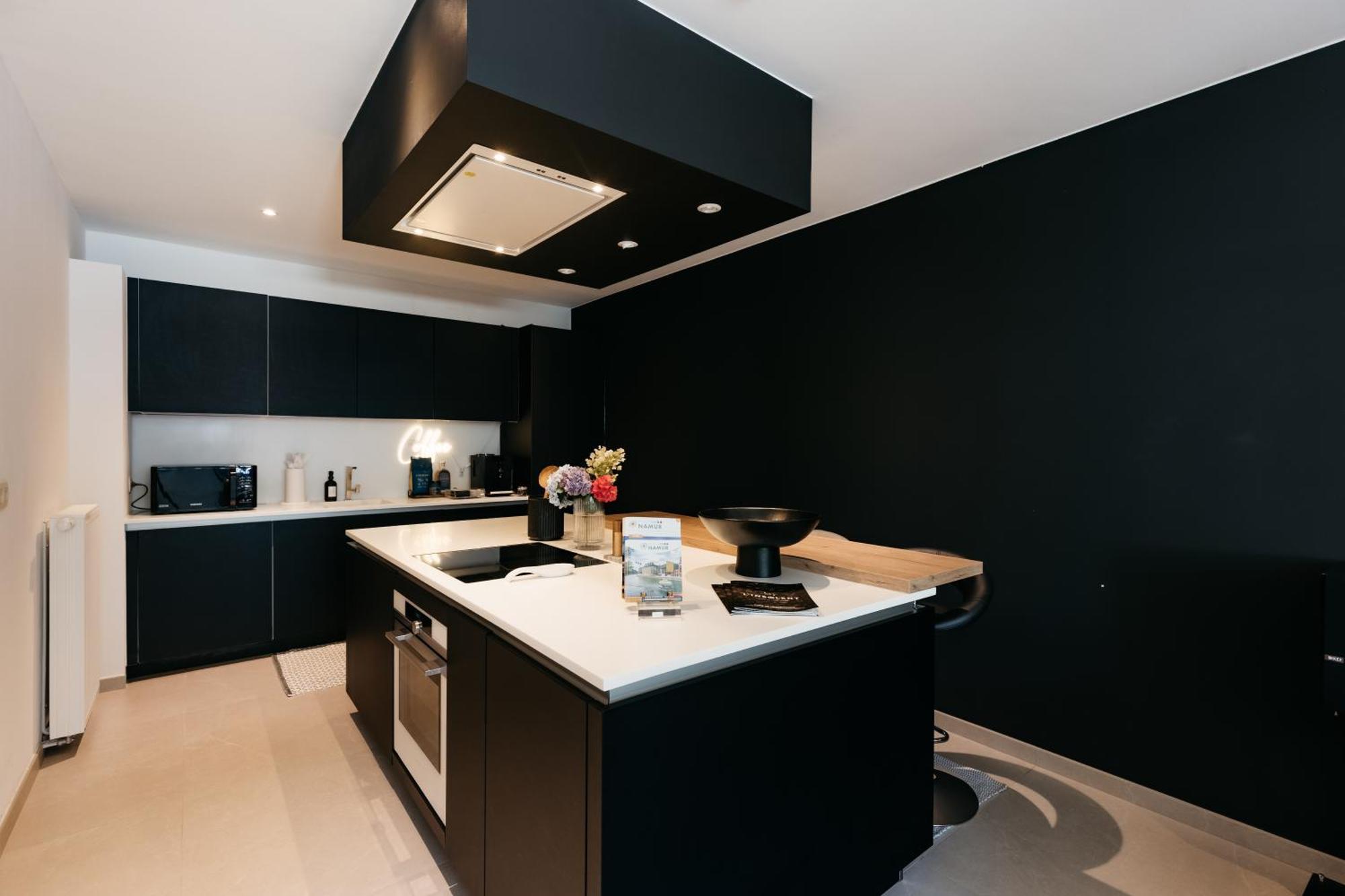 The Edgewater Suites - Park View Намюр Екстериор снимка